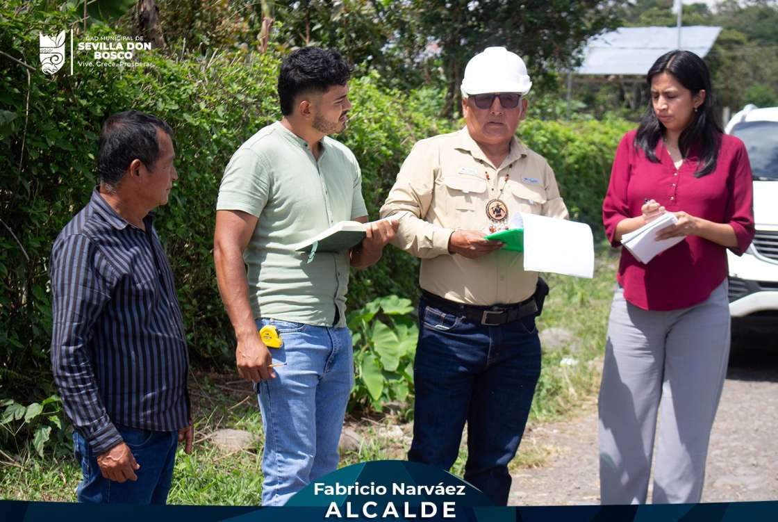 Inspección técnica en el barrio 13 de Mayo para avanzar en el proyecto de ampliación de la red de agua potable